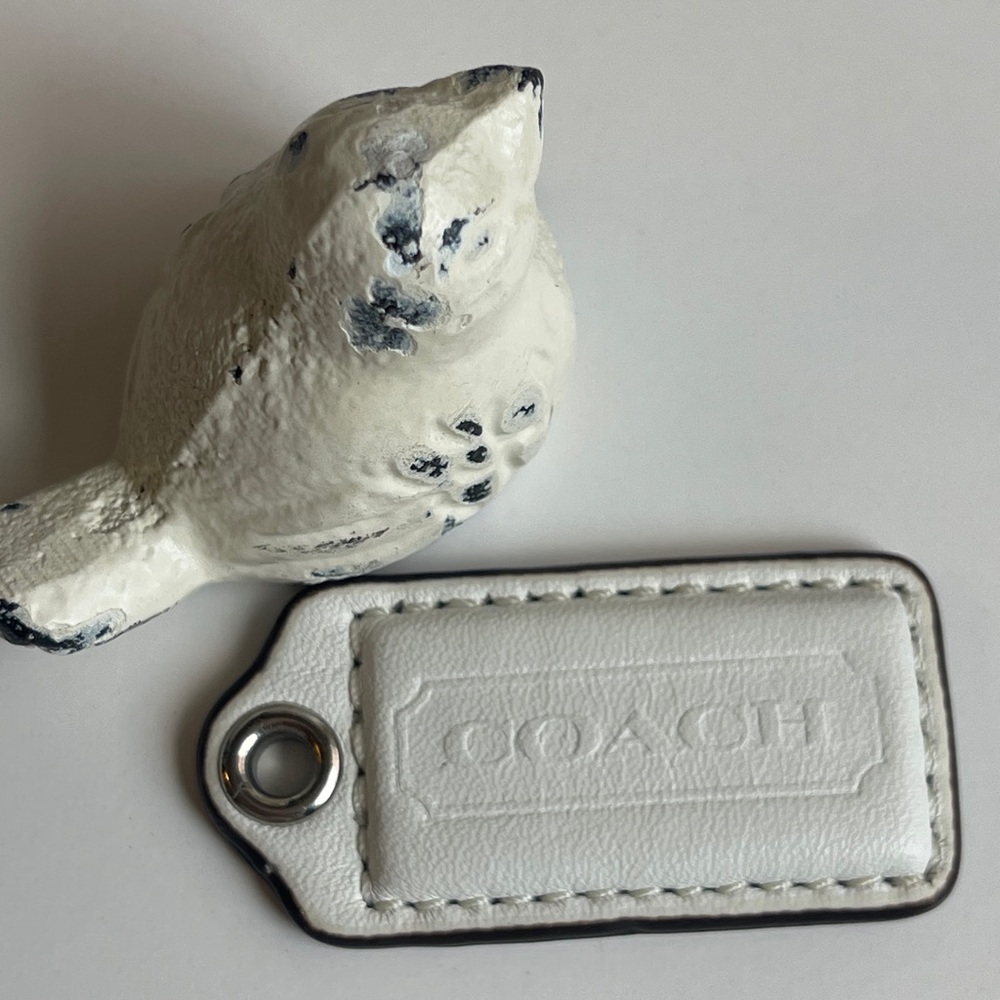 2” COACH Leather Fob Bag Charm Keychain
Hang Tag